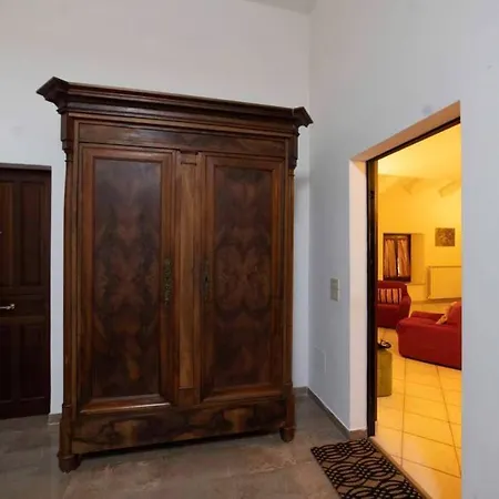 شقة La Casa Tra Gli Ulivi سبيلّو