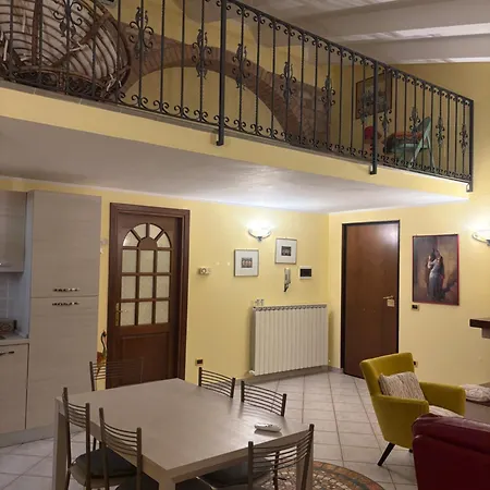La Casa Tra Gli Ulivi * سبيلّو