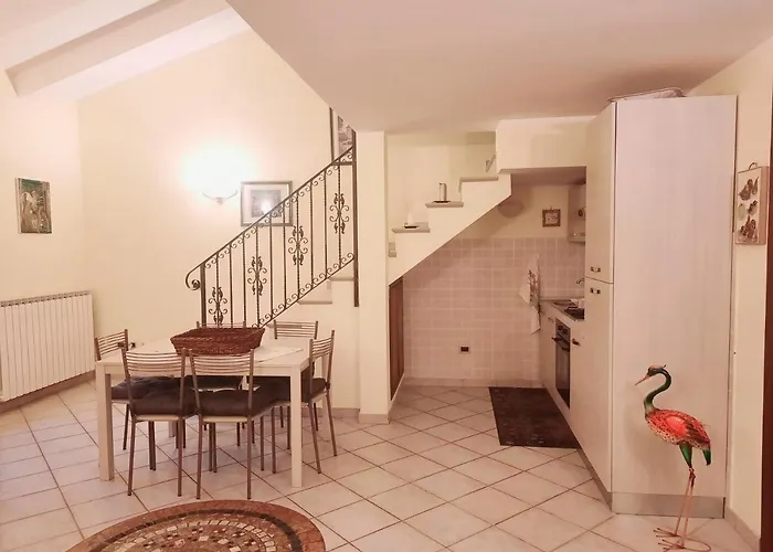 La Casa Tra Gli Ulivi *